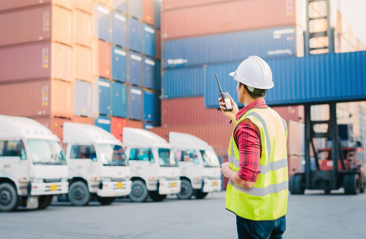 team growth quality logistics shipping 5